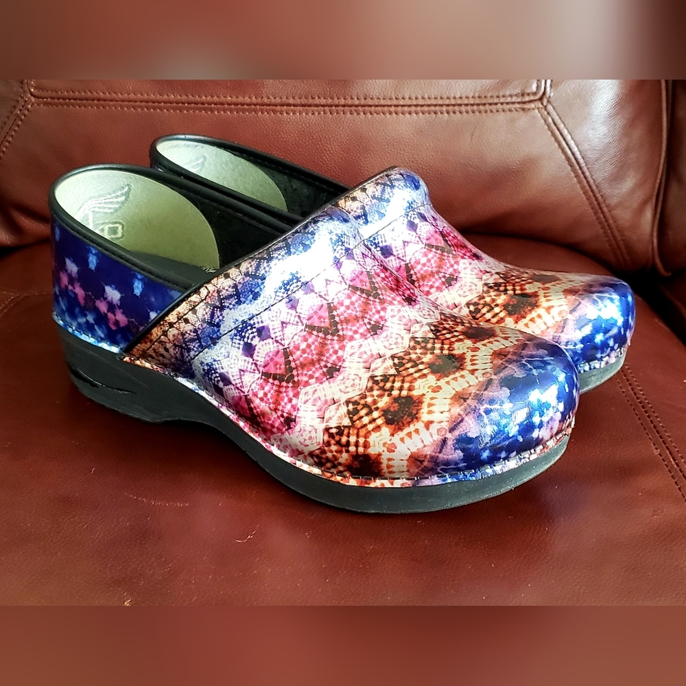 DANSKO XP 2.0 Metallic Tie Dye Patent Leather Clogs - Shoes
